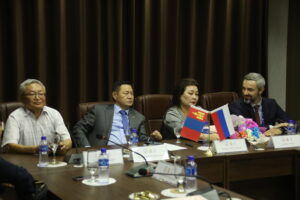 Төрийн албан хаагчдад зориулсан “Төрийн удирдлагын системийн тоон шилжилт” сургалт амжилттай зохион байгуулагдлаа